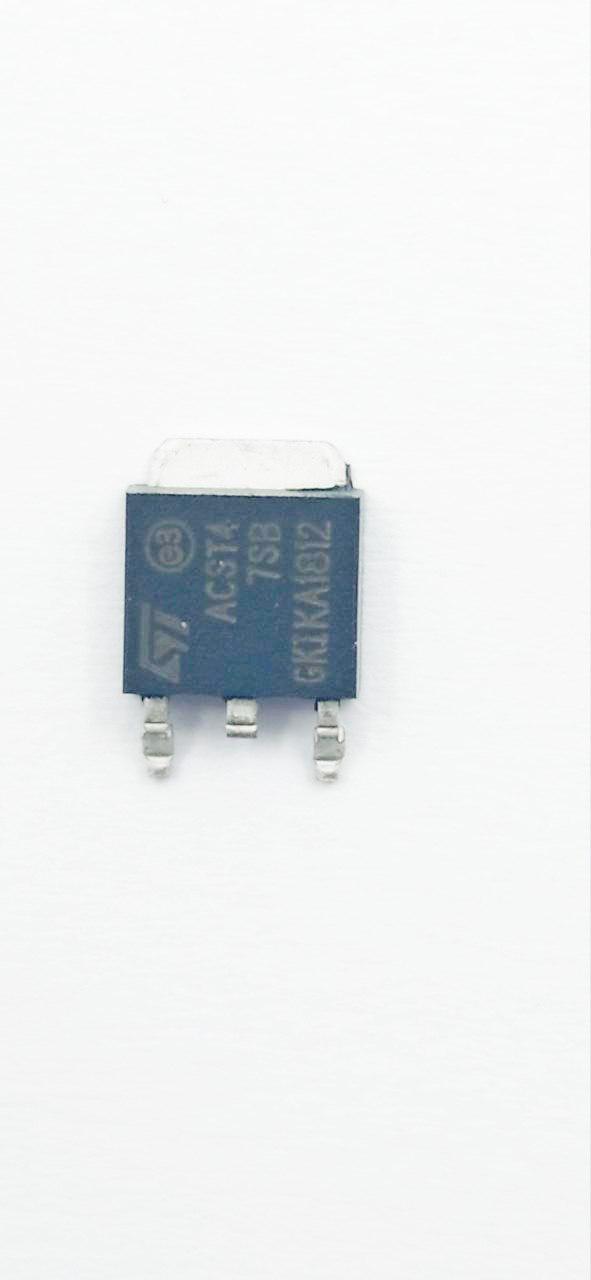 Симистор ACST4-7SB DPAK (16265)