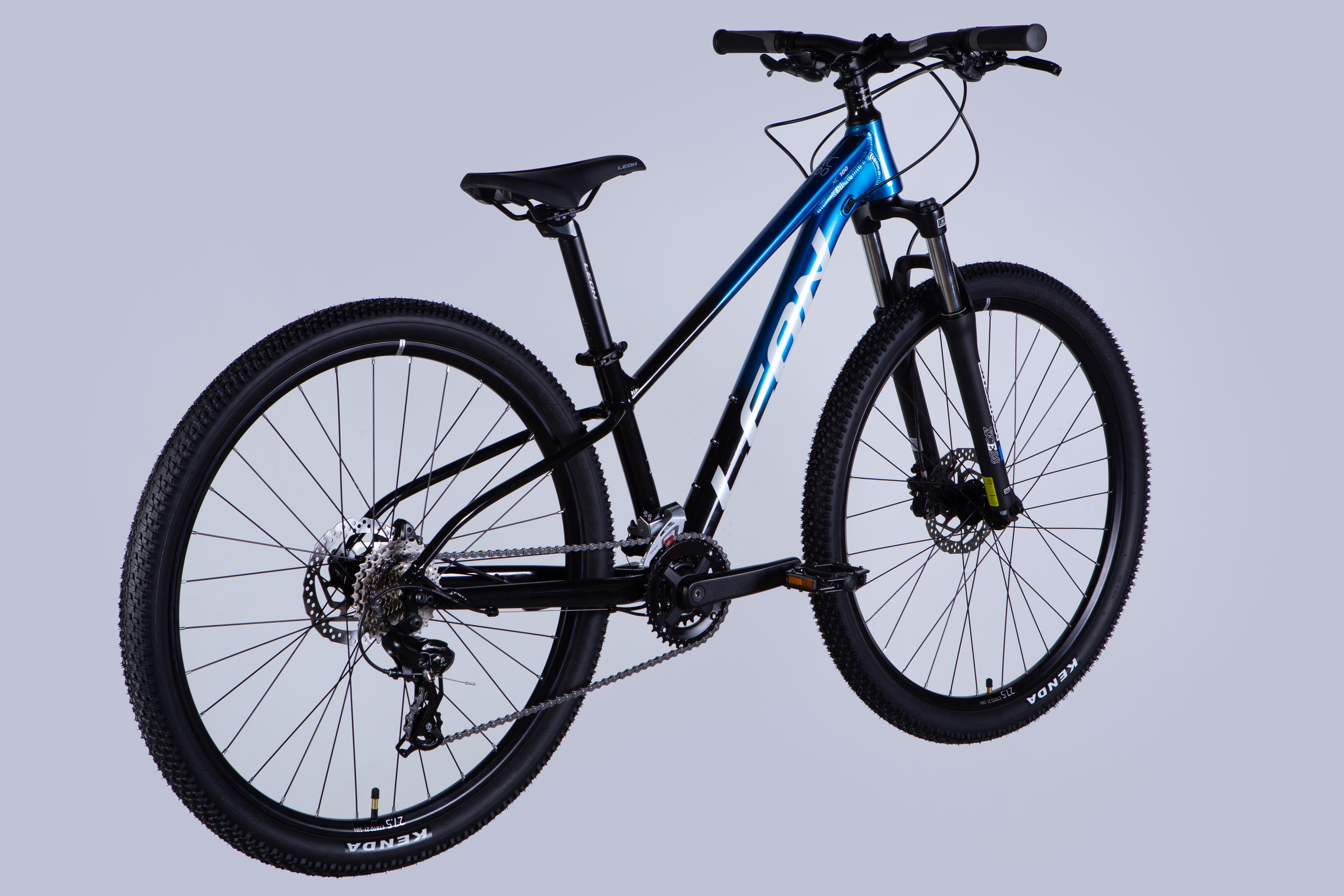 Велосипед Leon 2025 XC 100 HDD AL 27,5" рама 13" Синий с черным (OPS-LN-27,5-036) - фото 2 Велосипед Leon 2025 XC 100 HDD AL 27,5" рама 13" Синий с черным (OPS-LN-27,5-036) - фото 2