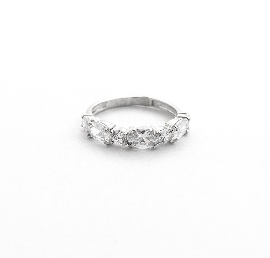 Кольцо серебряное тонкое с фианитами Maxi Silver 8123 SE р. 17,5 (8812382)
