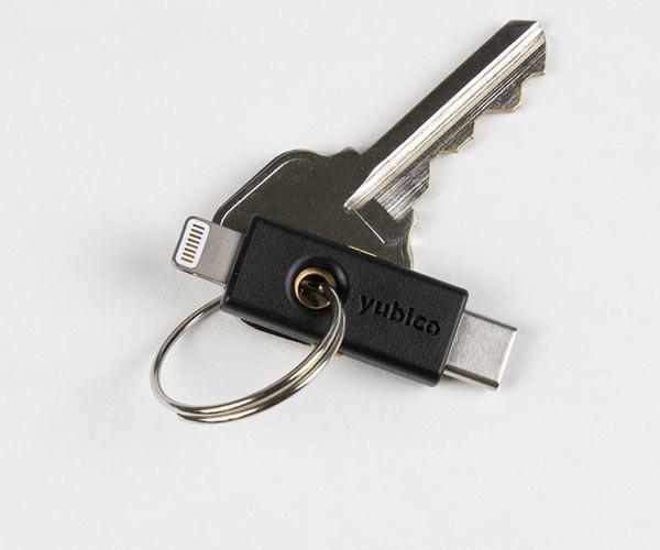 Аппаратный ключ Yubico Yubikey 5Ci USB Type-C/Lightning (683072) - фото 4