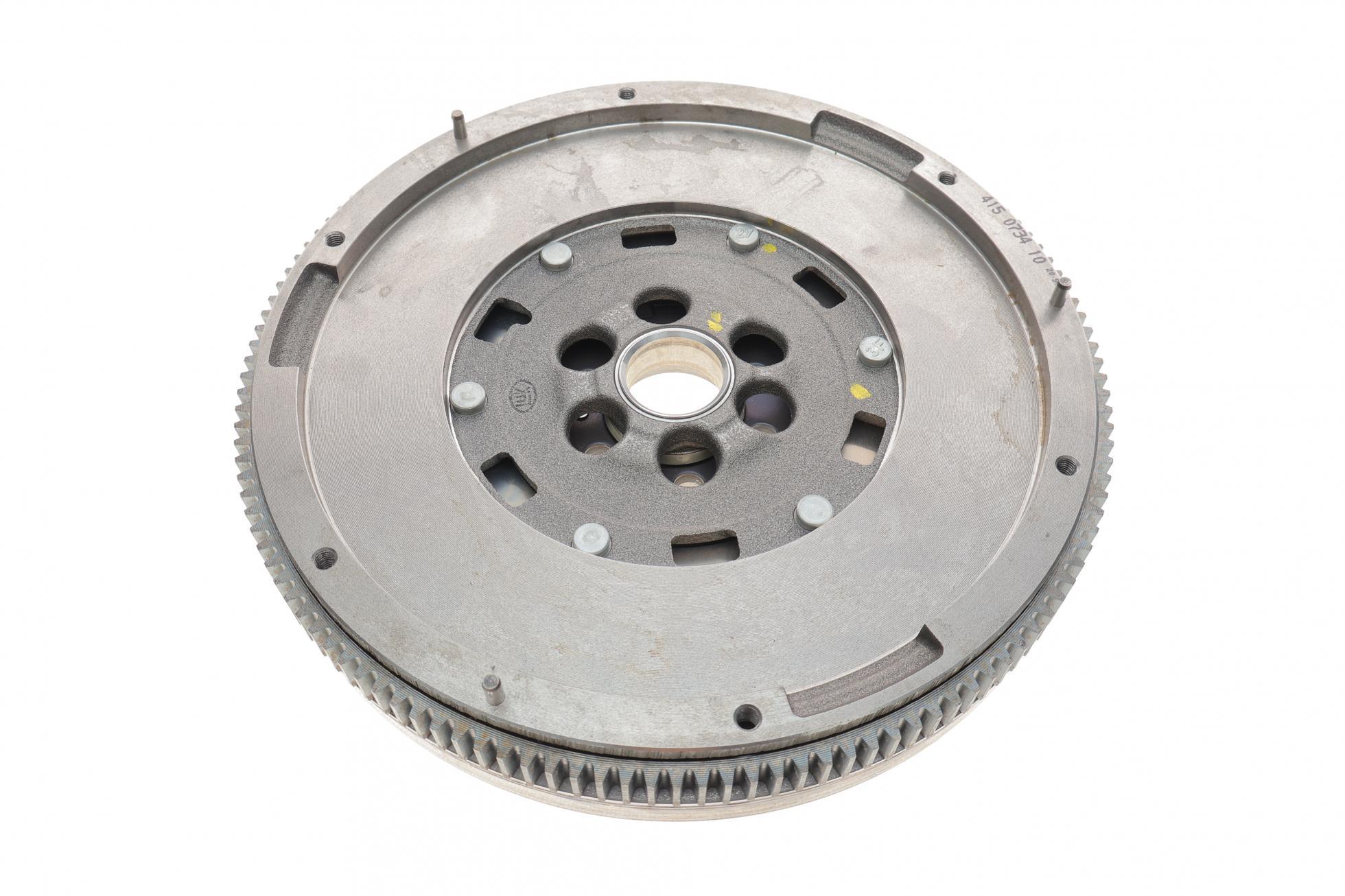 Маховик LUK 415 0734 10