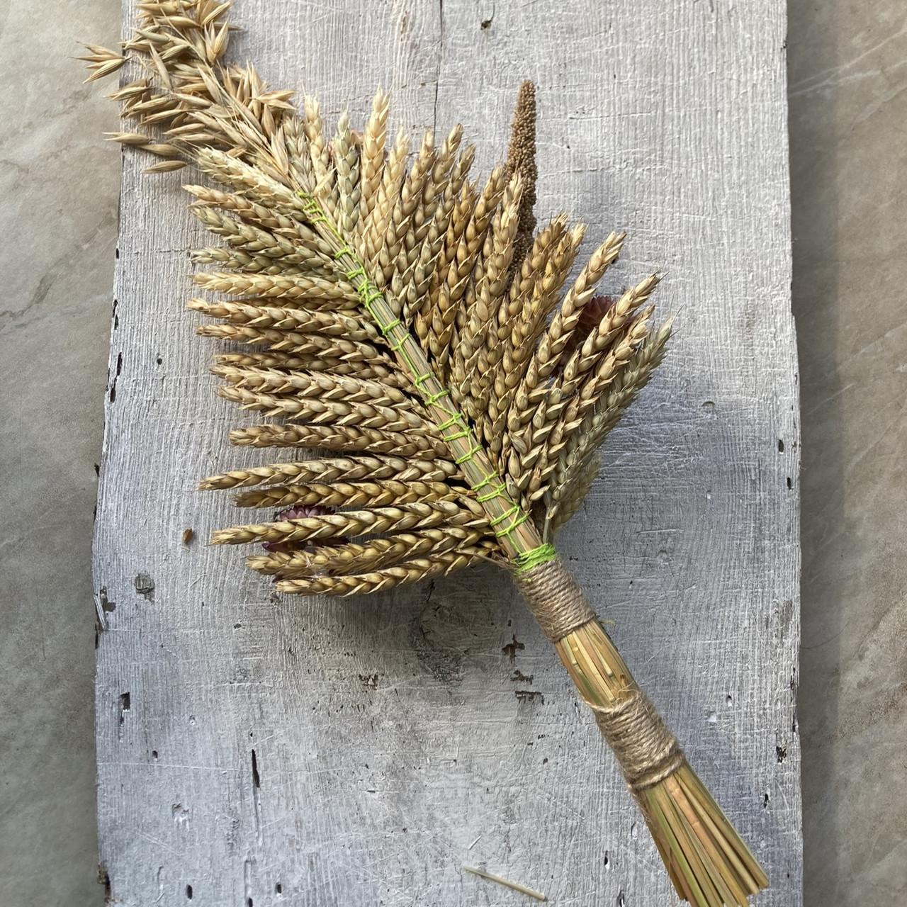 Оберег из сухоцветов полевых цветов и злаков 40 см (1696142702) - фото 2 Оберег из сухоцветов полевых цветов и злаков 40 см (1696142702) - фото 2