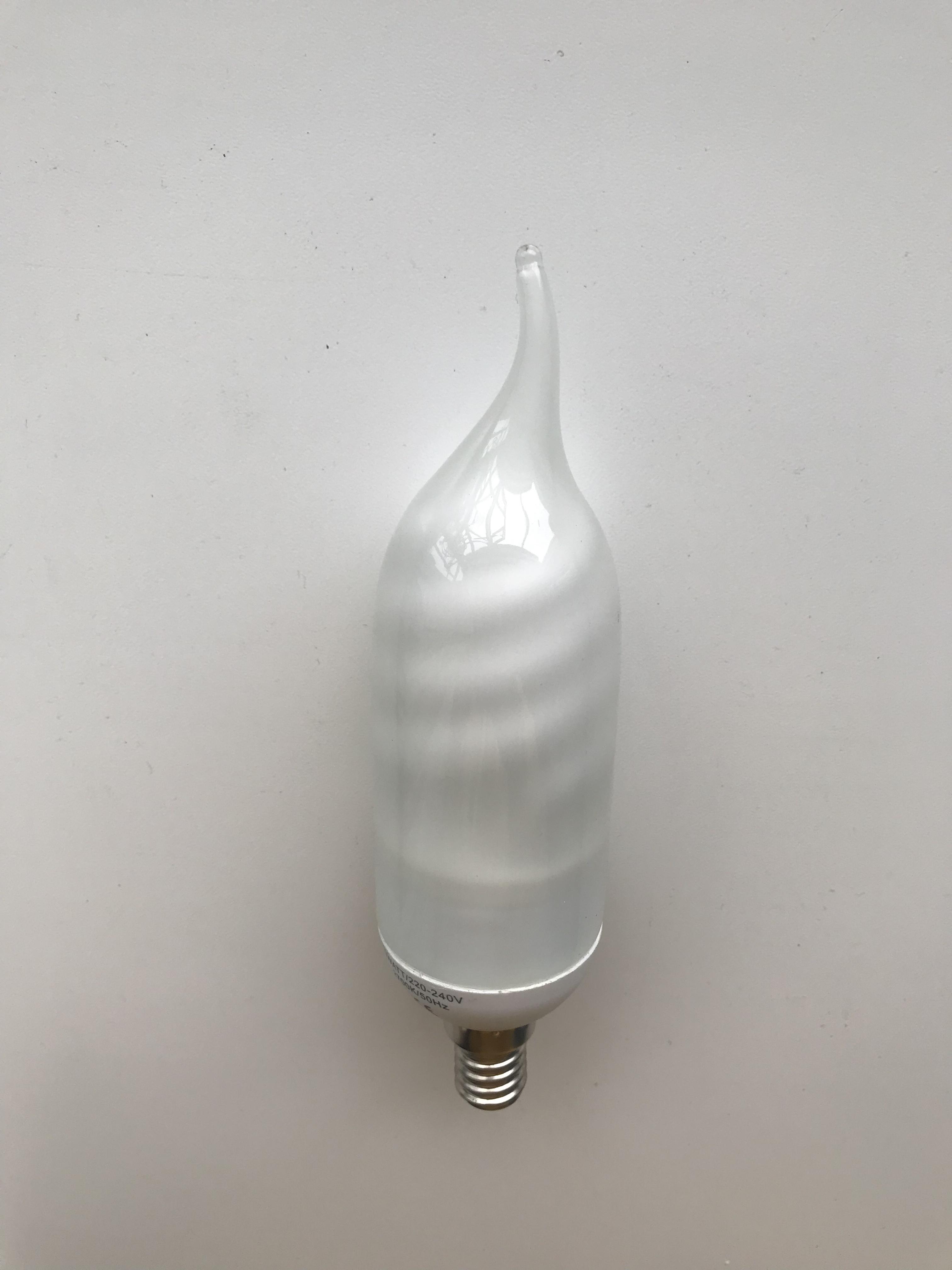 Лампа энергосберегающая Ecolight свеча на ветру 9 Вт E14 2700К Теплый мягкий желтый (20409119) - фото 10 Лампа энергосберегающая Ecolight свеча на ветру 9 Вт E14 2700К Теплый мягкий желтый (20409119) - фото 10