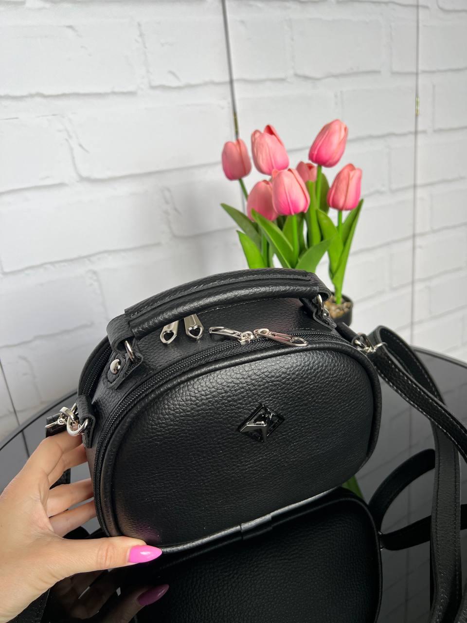 Сумка жіноча кросс-боді з екошкіри 22х17х9 см Чорний (2682007781) - фото 4 Сумка жіноча кросс-боді з екошкіри 22х17х9 см Чорний (2682007781) - фото 4