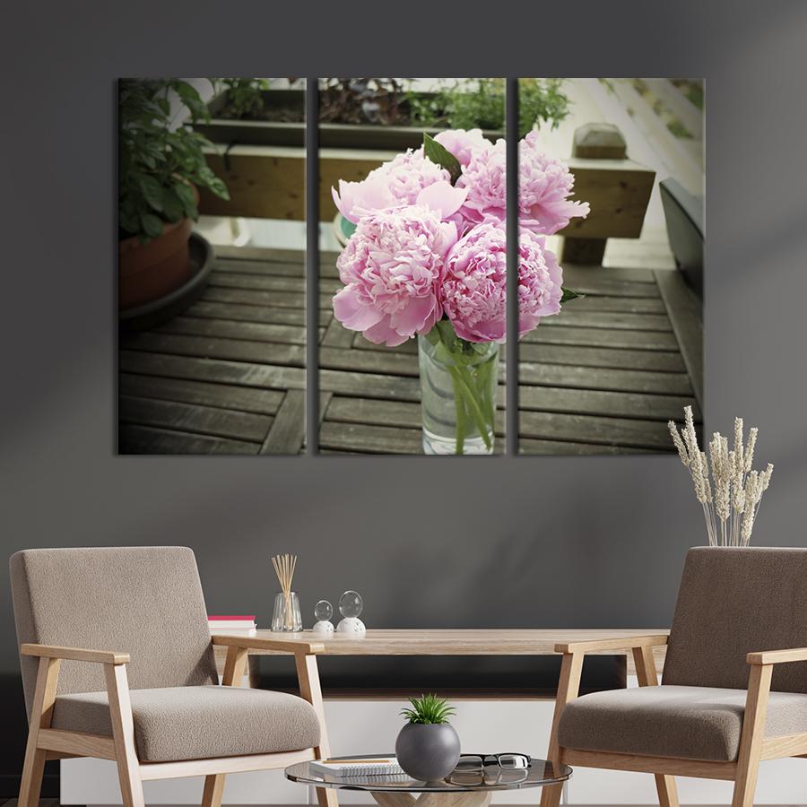 Картина на холсте триптих Пионы в прозрачной вазе 156x100 см (966-31)