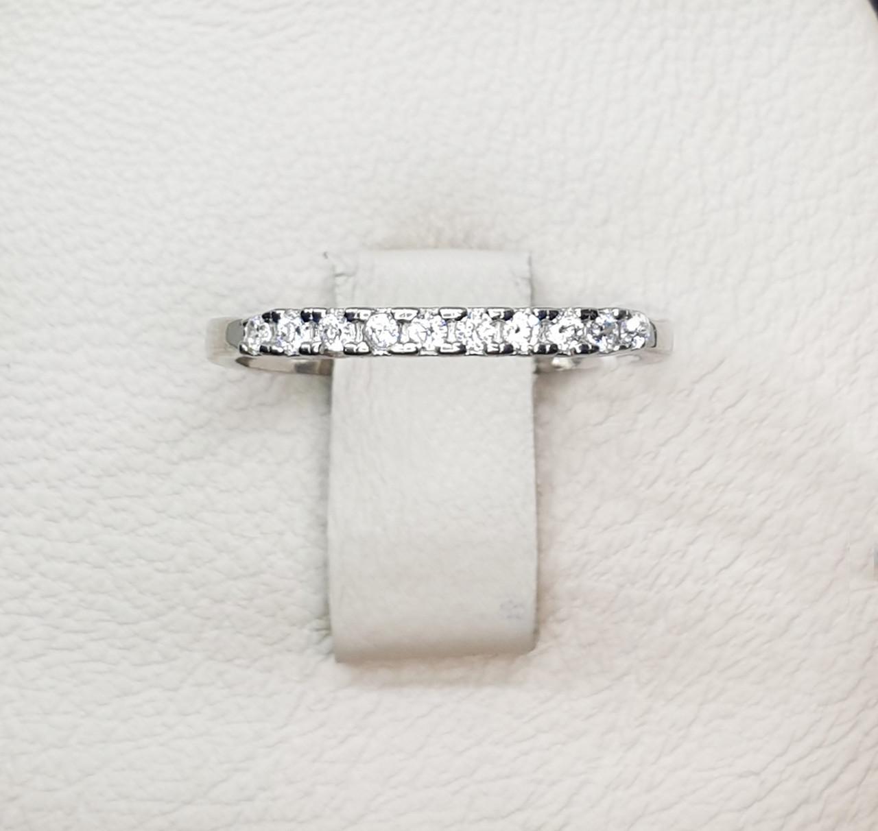 Кольцо серебряное с кубическим цирконием р. 17,5 1,76 г (1489124248)