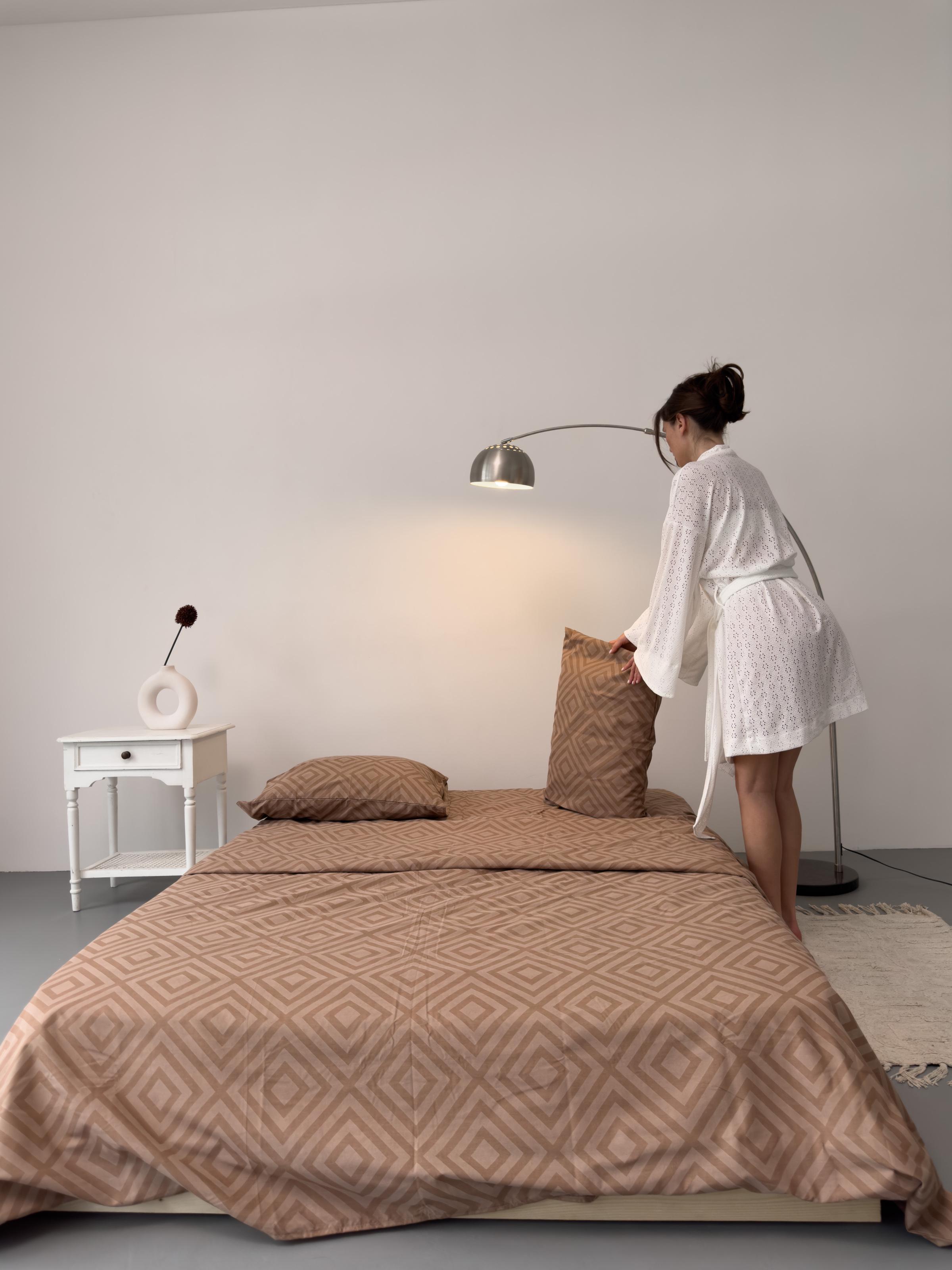 Комплект постельного белья евро Amore GLux-141 бязь Песочный (KPB-Ae-Glux-141natural(50x70)_) - фото 9 Комплект постельного белья евро Amore GLux-141 бязь Песочный (KPB-Ae-Glux-141natural(50x70)_) - фото 9