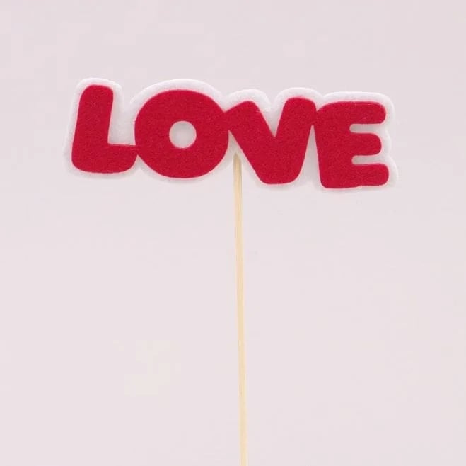 Топпер из фетра Flora 10 шт. "Love" (10430)