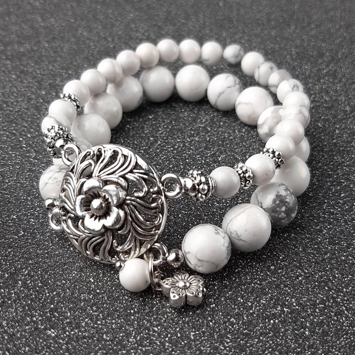 Браслет DARSANA Королева квітів з натурального каменю кахолонг (DRSU284)