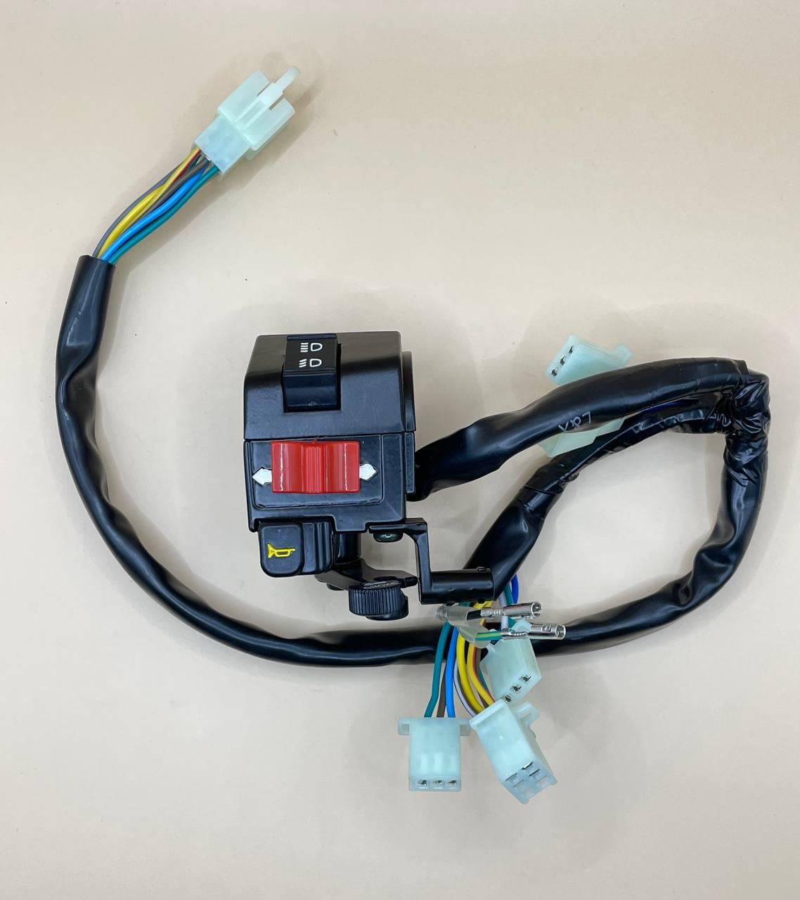 Блок керування світлом і поворотами для квадроцикла 9/3+2/3+3+5 pin (99874559)