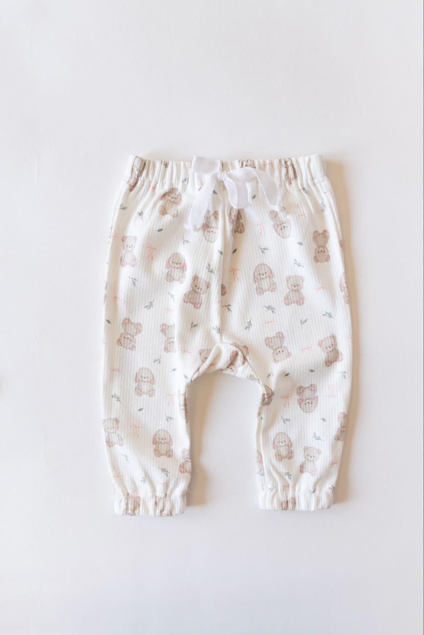Штани-гареми для малюків Ведмедики рубчик інтерлок 74 см Молочний (33162577) Штани-гареми для малюків Ведмедики рубчик інтерлок 74 см Молочний (33162577)