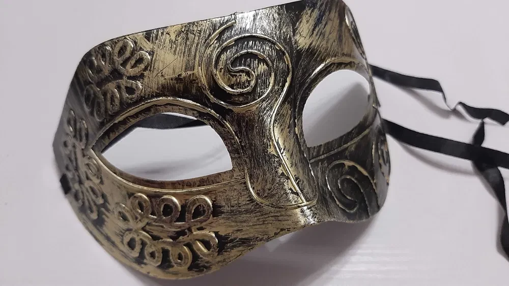 Маска карнавальная мужская Гладиатор Рыцарь Золотой (29118319) - фото 3 Маска карнавальная мужская Гладиатор Рыцарь Золотой (29118319) - фото 3