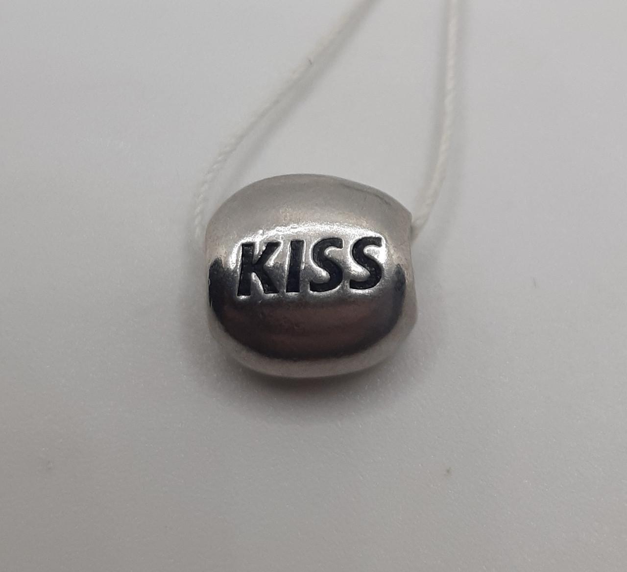 Подвесок шарм серебро 925° kiss эмаль 2,40 г (39007)