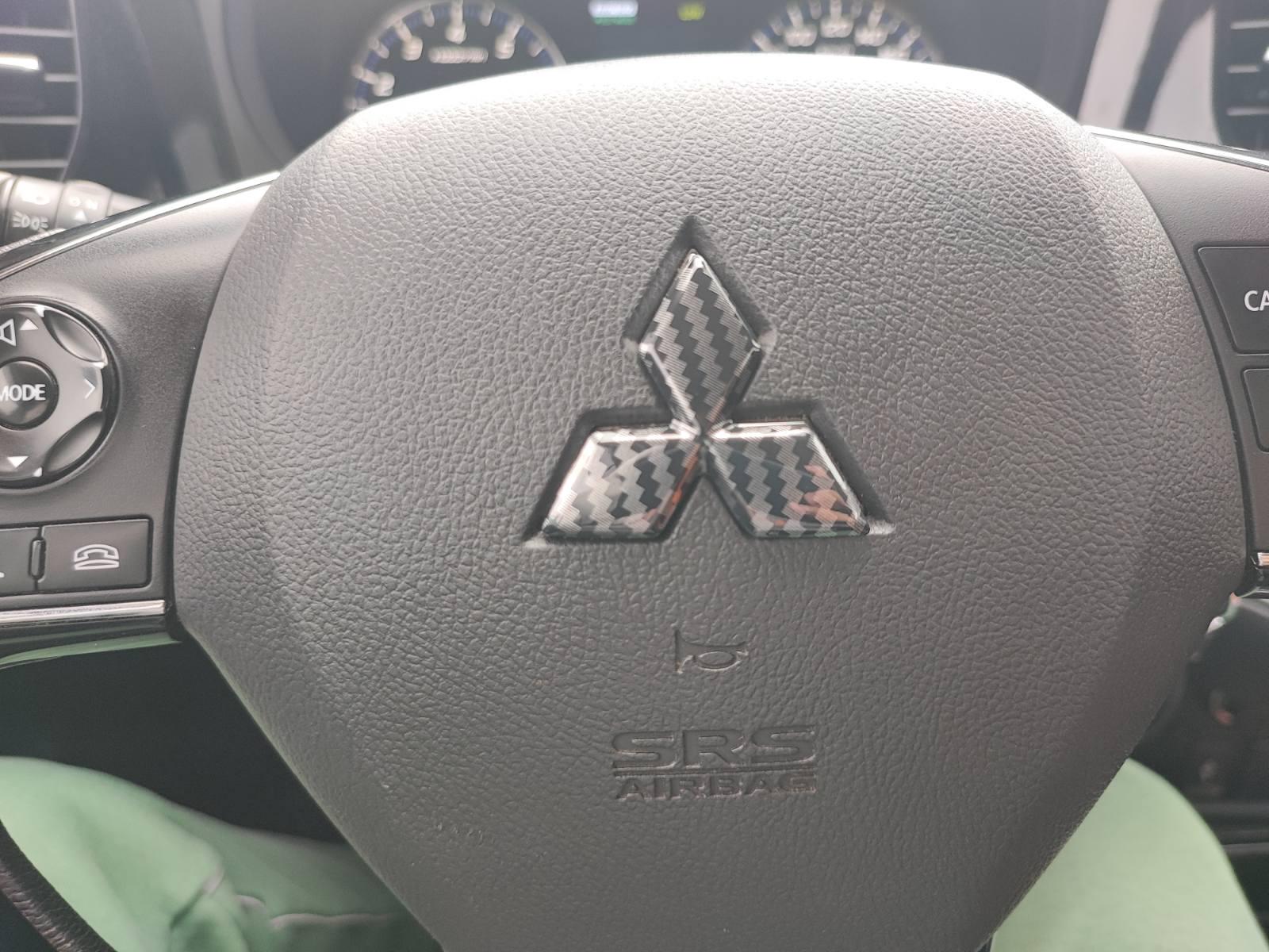 Логотип на кермо Mitsubishi Outlander 3/ASX/Eclipse Cross Карбон (27503963) - фото 8