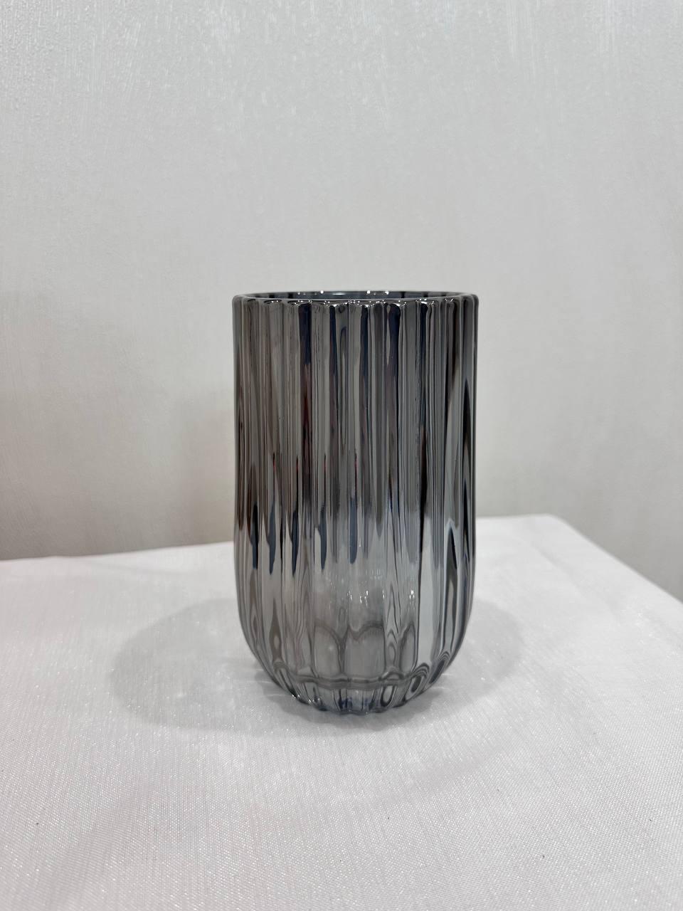 Ваза для цветов Jumbo Гофре стеклянная 18 см Серый (15359358)