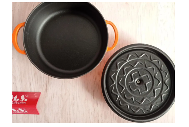 Каструля-сотейник OMS чавунна з кришкою для газу і індукцїі 4 л Помаранчевий (3365-4) - фото 2 Каструля-сотейник OMS чавунна з кришкою для газу і індукцїі 4 л Помаранчевий (3365-4) - фото 2