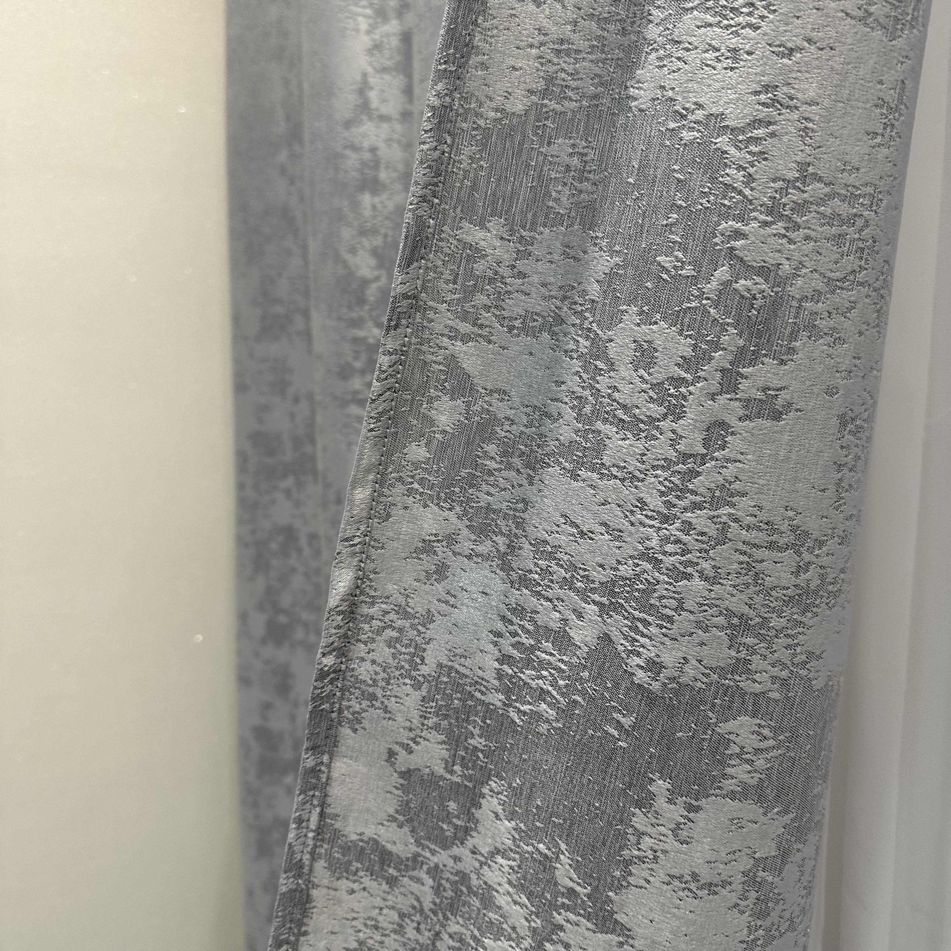 Шторы жаккардовые с мраморным узором среднее затемнение 1,5x2,7 м 2 шт. Светло-серый (К1039-31) - фото 8 Шторы жаккардовые с мраморным узором среднее затемнение 1,5x2,7 м 2 шт. Светло-серый (К1039-31) - фото 8