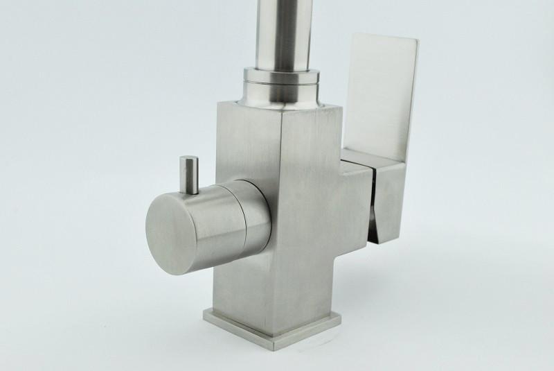 Смеситель для кухни MIXXUS KUB-021 MI5864 на две воды Хром (112590) - фото 5 Смеситель для кухни MIXXUS KUB-021 MI5864 на две воды Хром (112590) - фото 5