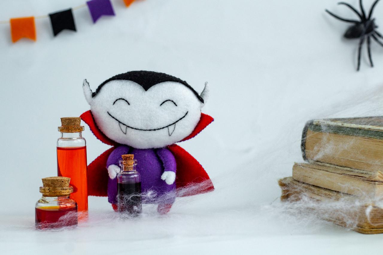 Игрушка Дракула с плащом Игрушка 12 см (29528467) - фото 7