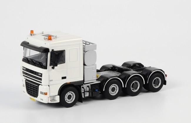 Іграшка Тягач daf XF 105 SC 8x4 WSI модель 1:50