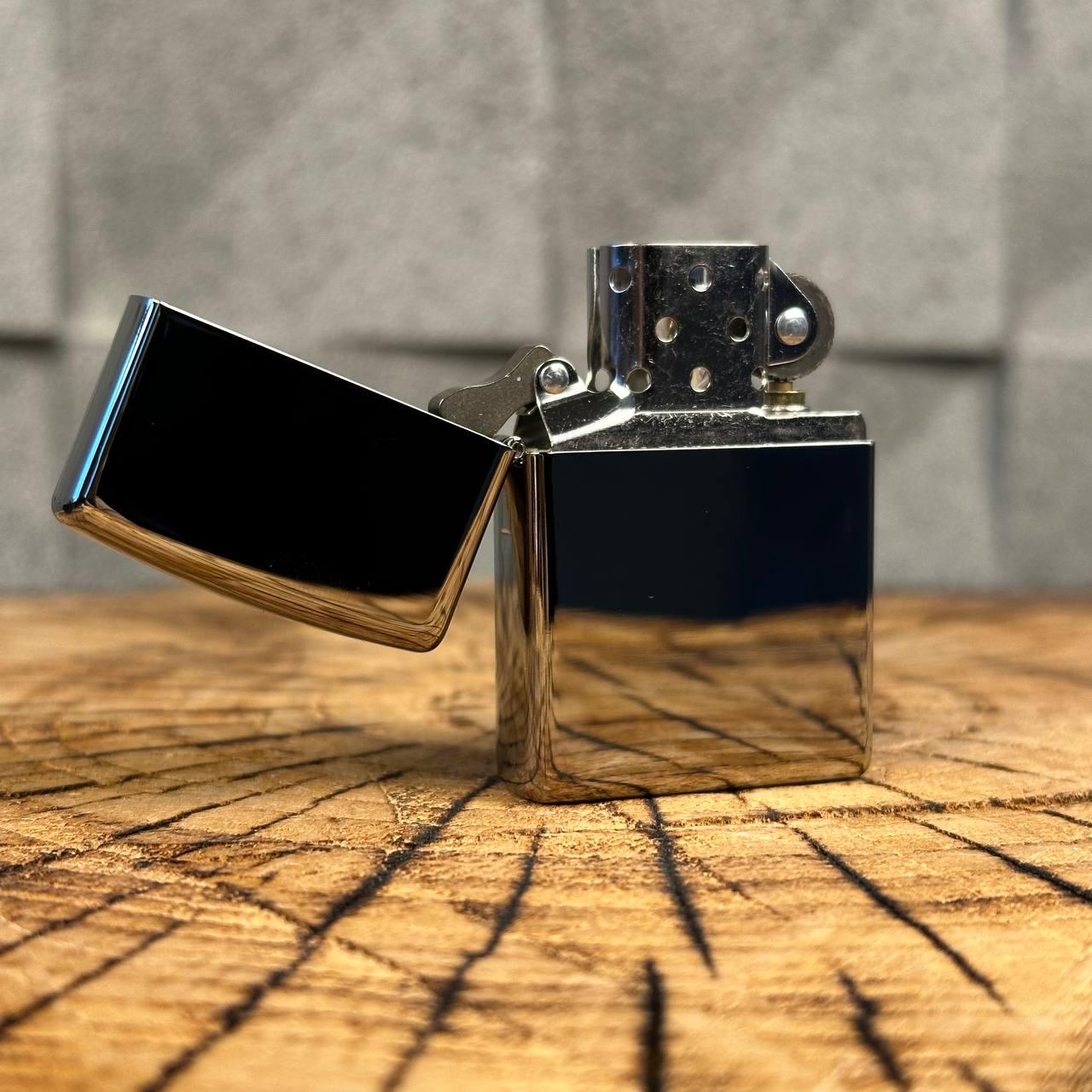 Зажигалка бензиновая ZIPPO Reg High Polish Chrome - фото 5 Зажигалка бензиновая ZIPPO Reg High Polish Chrome - фото 5