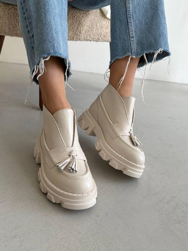 Лоферы женские кожаные с кисточкой демисезонные р. 36 Молочный (8703-1д/36)