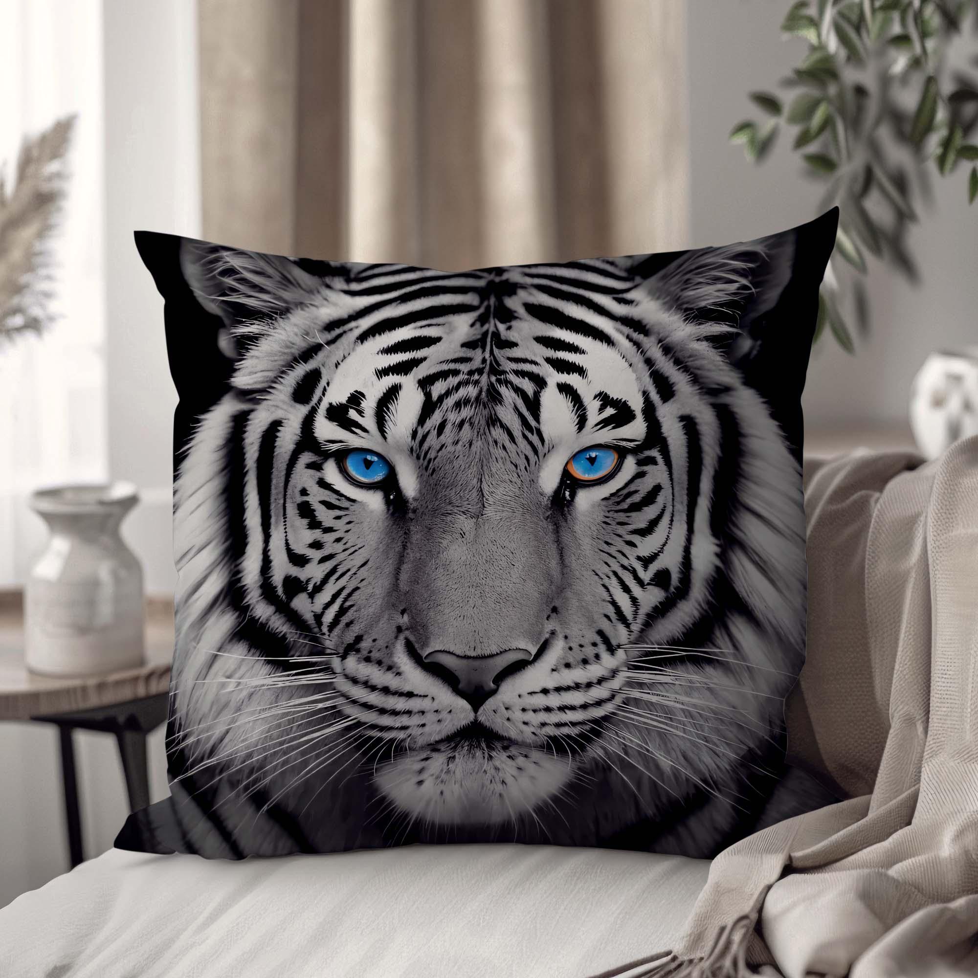Подушка интерьерная "Тигр" 33х33 см (1310433UA)