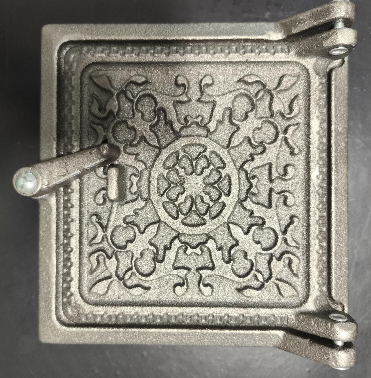 Дверцы чугунные прочистные Солнце 150х155 мм