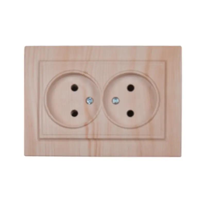 Розетка двойная без заземления ElectroHouse Enzo 16 A IP22 Светлое дерево (EH-2110-WW) Розетка двойная без заземления ElectroHouse Enzo 16 A IP22 Светлое дерево (EH-2110-WW)