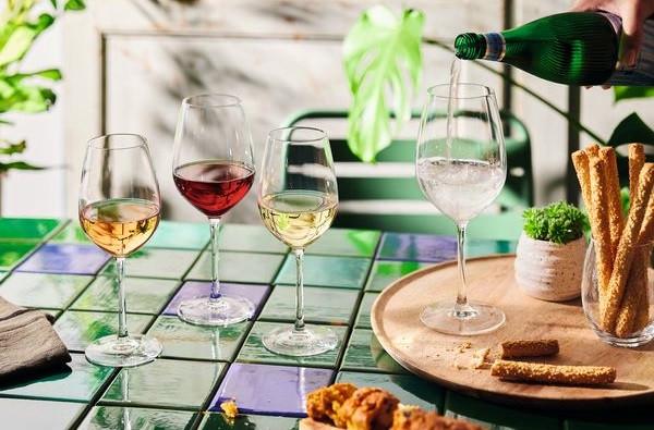 Набір келихів Luminarc Menades 4х470 мл (V5960) - фото 6 Набір келихів Luminarc Menades 4х470 мл (V5960) - фото 6