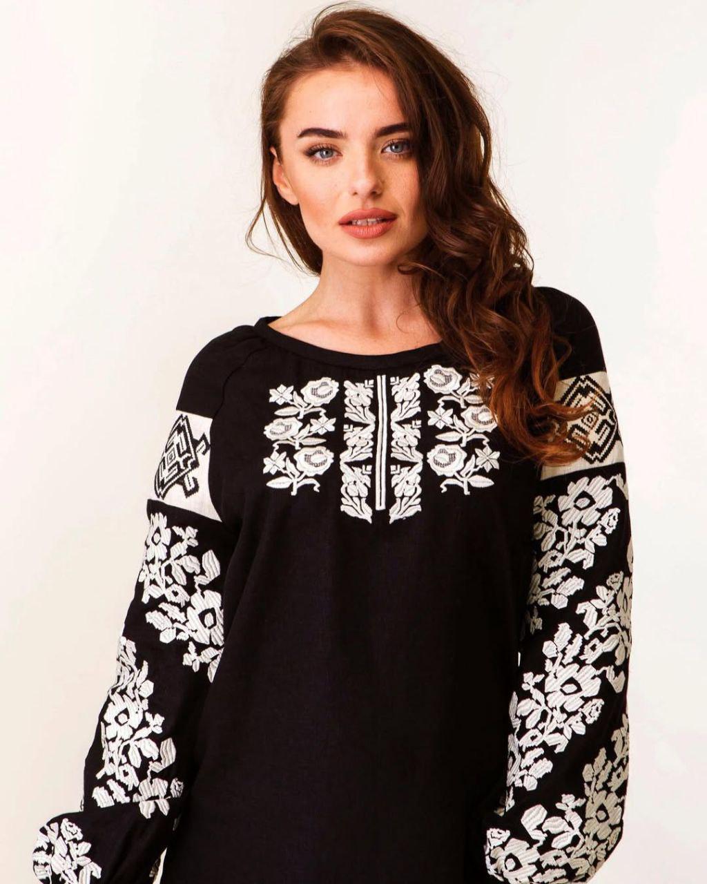 Вышиванка женская р. 48 Черный (804)