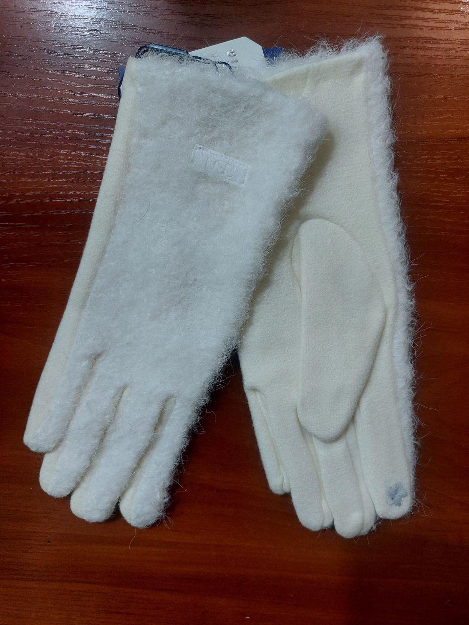 Перчатки сенсорные женские теплые One size Молочный (456900/1) - фото 2 Перчатки сенсорные женские теплые One size Молочный (456900/1) - фото 2