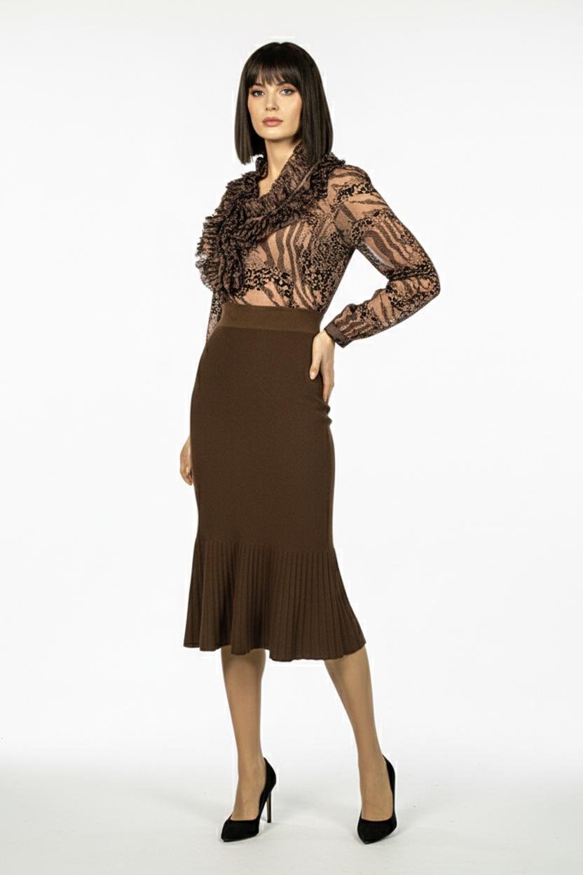 Блуза жіноча з рюшами Lowett LW-116476-1 р. 48 Коричневий (17852264) - фото 3 Блуза жіноча з рюшами Lowett LW-116476-1 р. 48 Коричневий (17852264) - фото 3