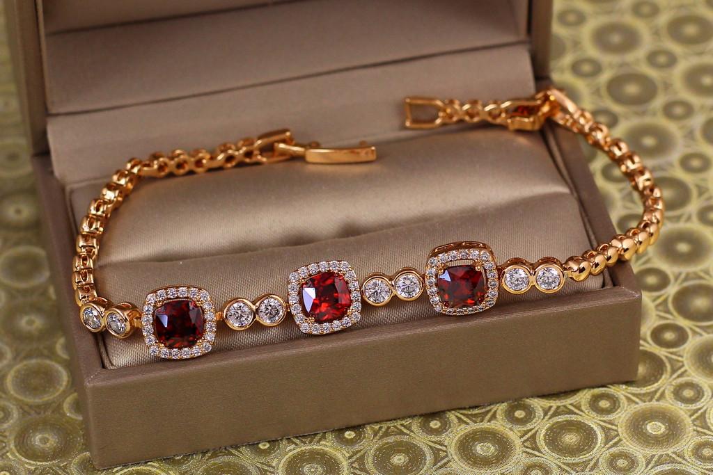 Браслет Xuping Jewelry Мыльная пенка с красными камнями 19,5 см х 10 мм Золотистый (2327320028)