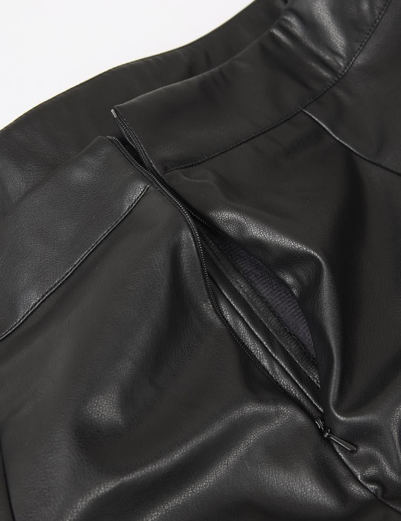 Мини-юбка женская из искусственной кожи Diverse VERRI L Черный (5905384073457) - фото 3 Мини-юбка женская из искусственной кожи Diverse VERRI L Черный (5905384073457) - фото 3