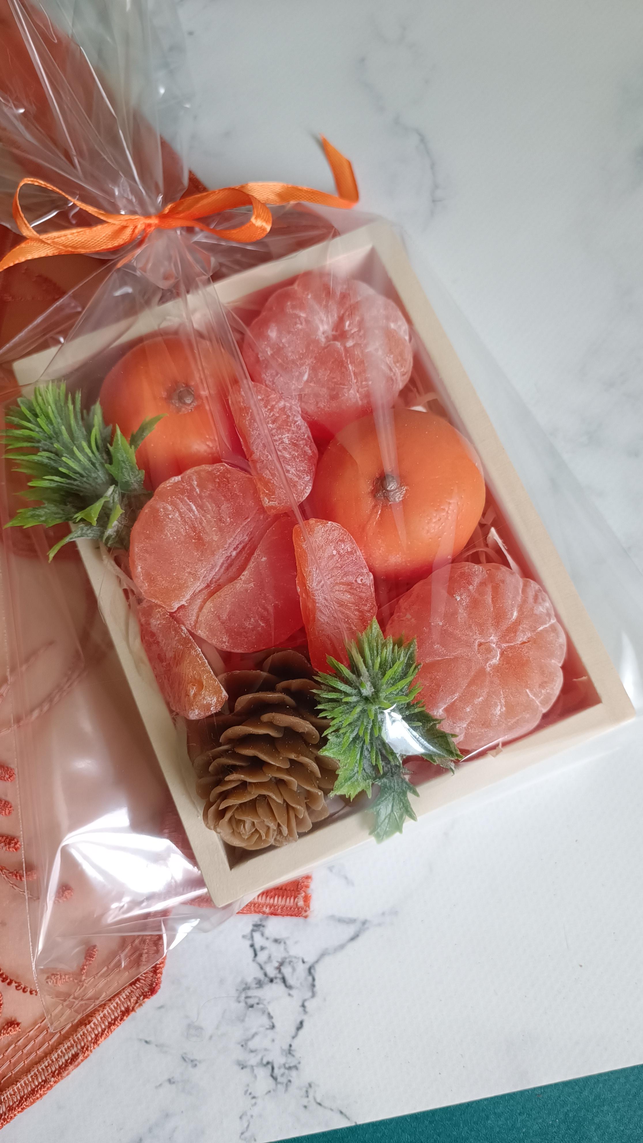 Набір з мила 5 мандаринок і шишка (49) - фото 2