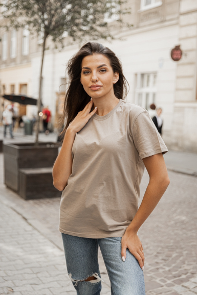 Футболка женская GBI Стандарт хлопковая M Бежевый (12549)