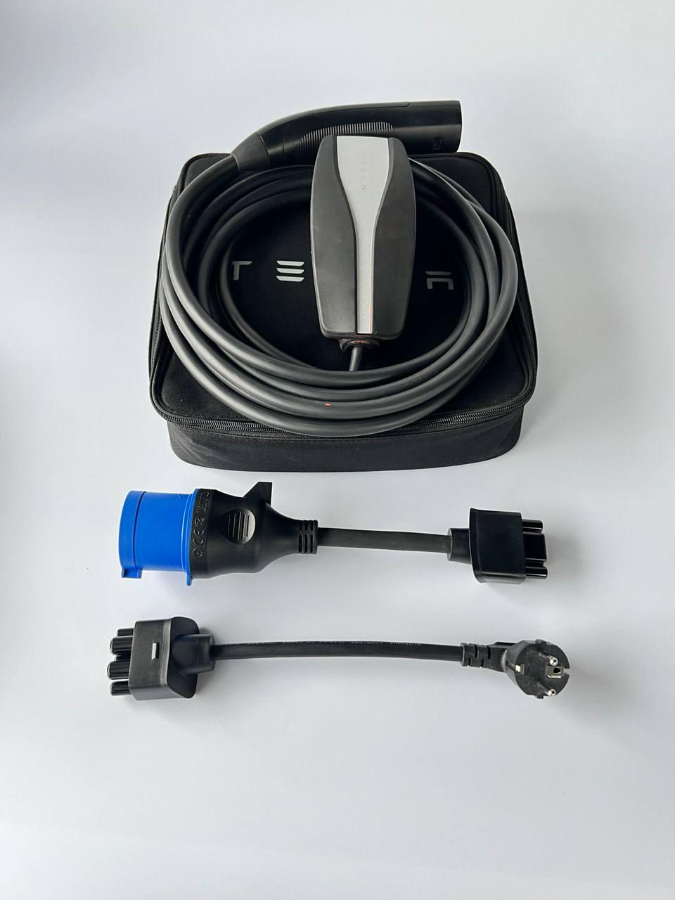 Зарядний пристрій Tesla Mobile Connector Gen2 Type1 USA та силовий перехідник на 32А/перехідник від звичайної розетки на 16А/сумка. (1101789-00-J)