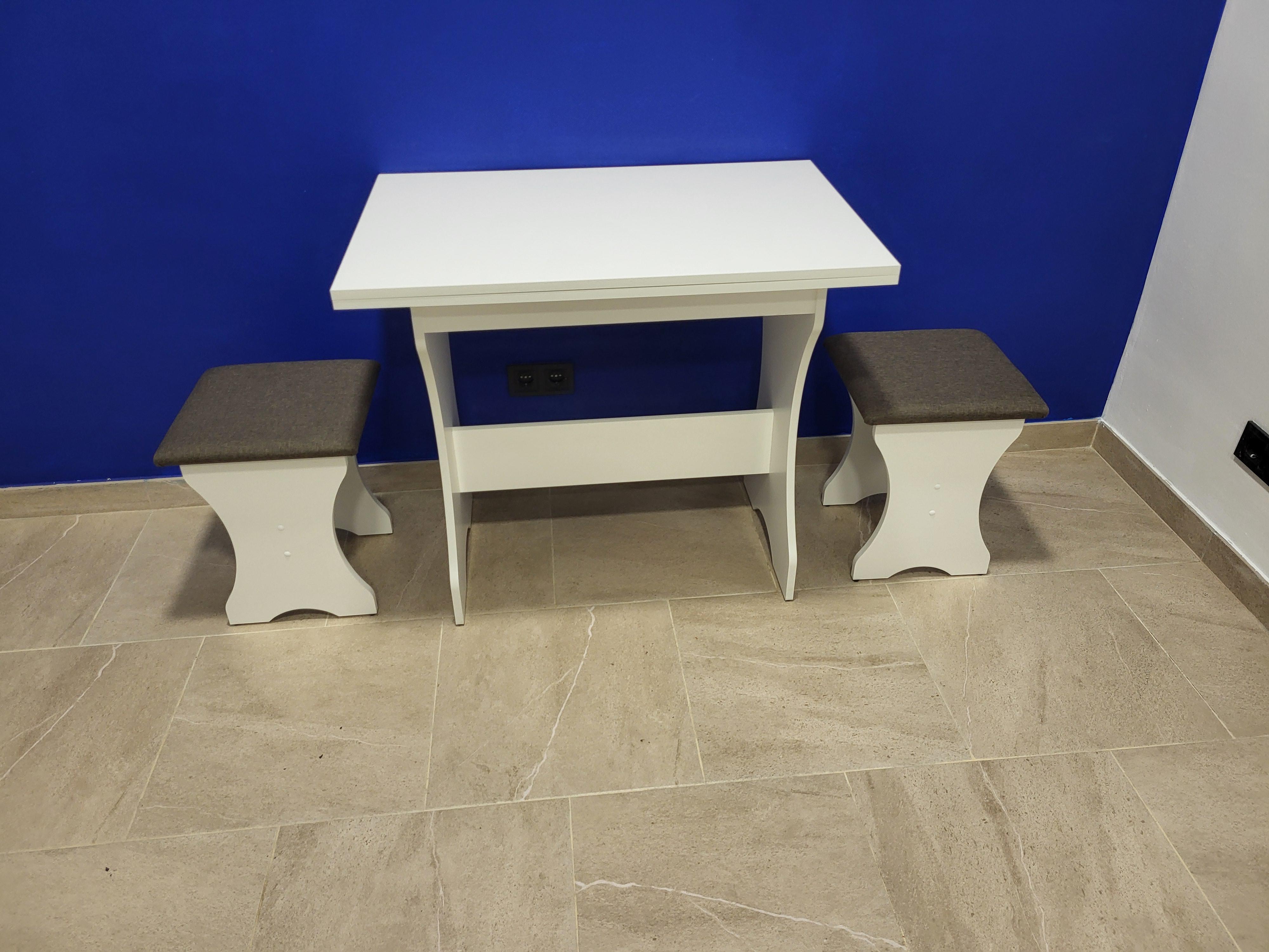 Стіл розкладний та 2 табурети Сімейний Білий/Дорандо (STT-B-D)