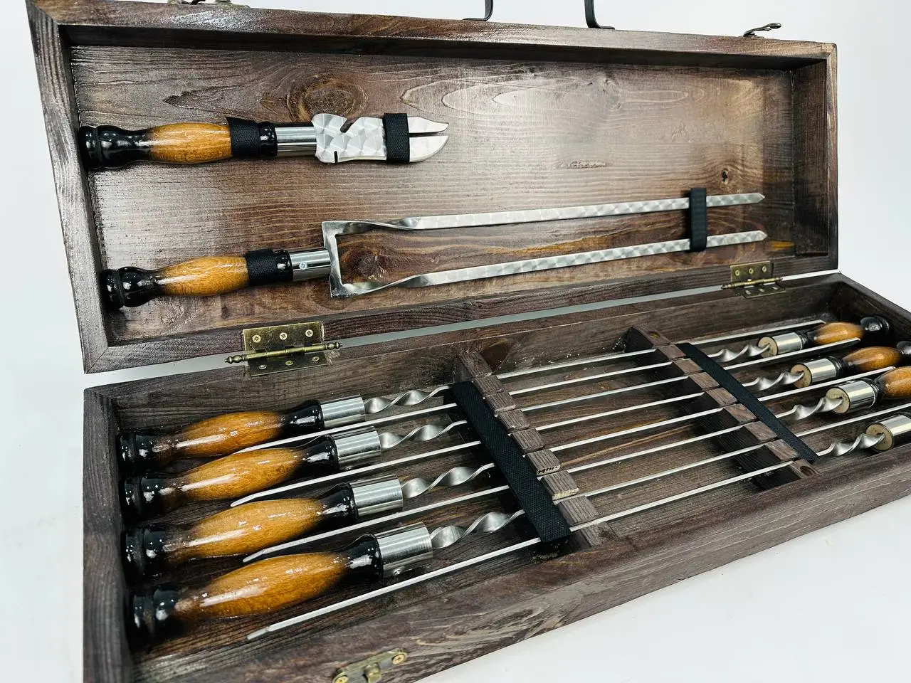 Набір шампурів у кейсі Преміум середній дерев'яний з нержавіючої сталі (2-10-KS-7612) - фото 2 Набір шампурів у кейсі Преміум середній дерев'яний з нержавіючої сталі (2-10-KS-7612) - фото 2