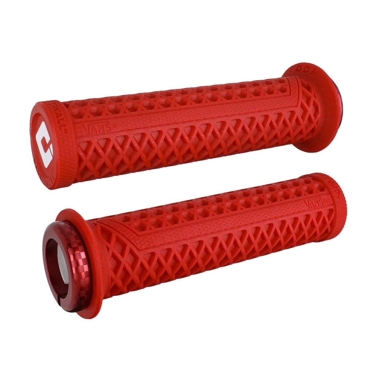Грипсы ODI Vans v2.1 Lock-On MTB Closed End 135 мм Red Checker (D33VNR-R)