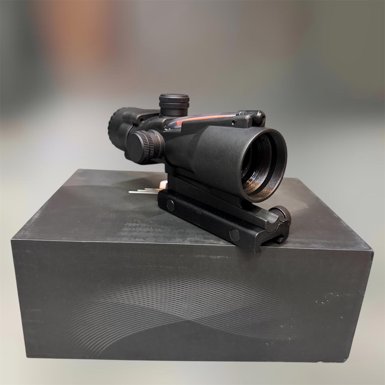 Прицел коллиматорный ACOG 4x32 со сменными световодами (247165)