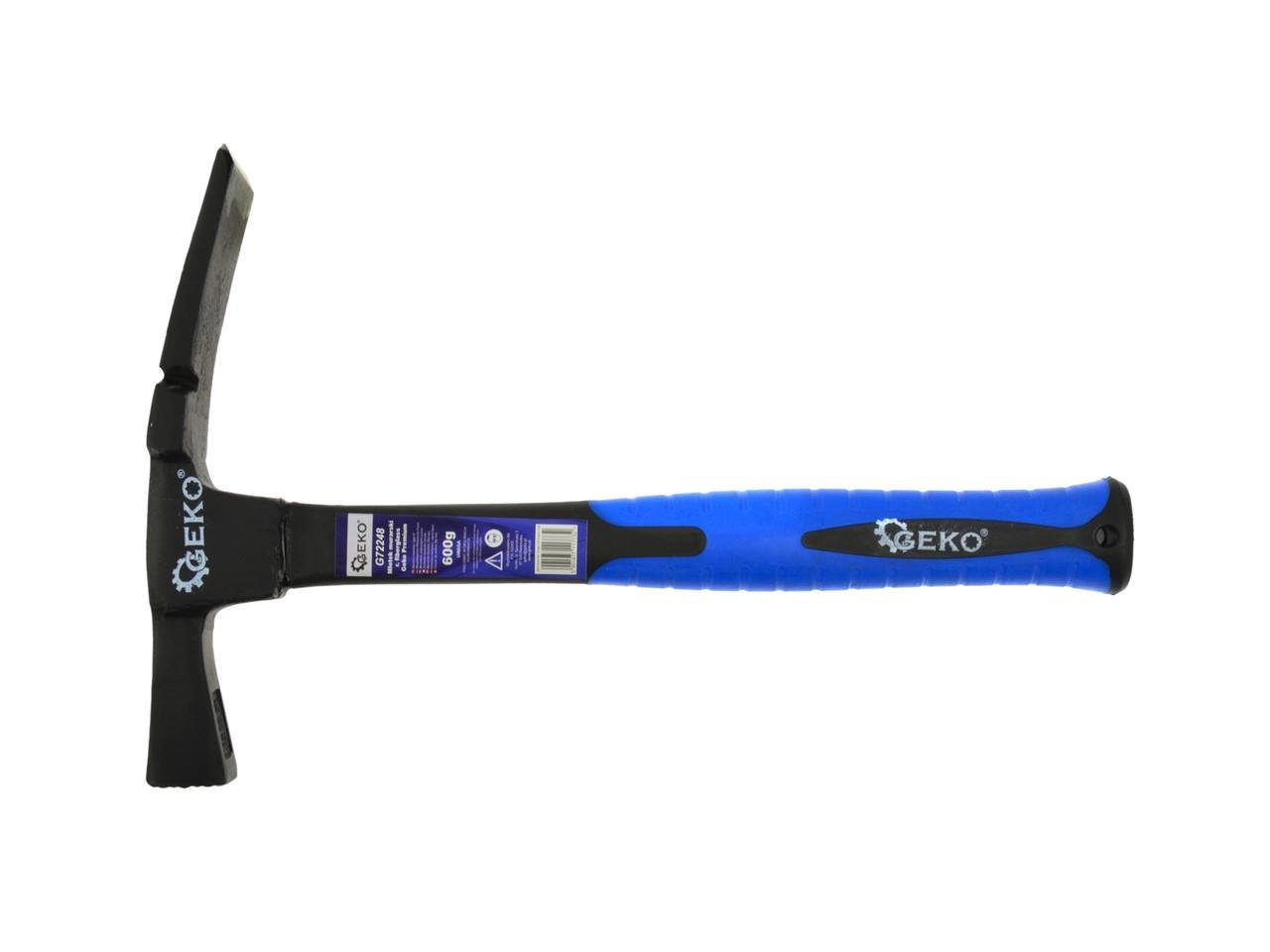 Молоток муляра GeKo premium з ручкою зі скловолокна покритого TPR 600 г (G72248) Молоток муляра GeKo premium з ручкою зі скловолокна покритого TPR 600 г (G72248)