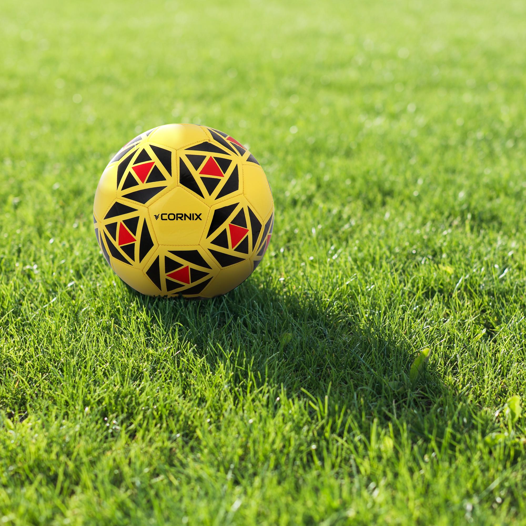 Футбольный мяч Cornix BlazeStrike XR-0375 Size 5 (60685) - фото 4 Футбольный мяч Cornix BlazeStrike XR-0375 Size 5 (60685) - фото 4