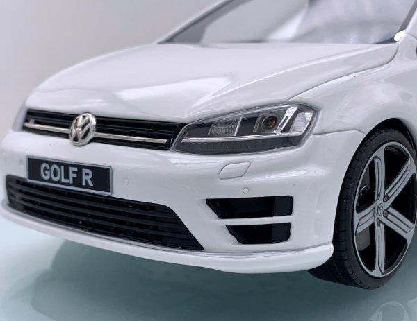 ᐉ Модель автомобиля OttoMobile 1:18 Volkswagen Golf 7 R 3d Pure White  (OT883) • Купить в Киеве, Украине • Лучшая цена в Эпицентр