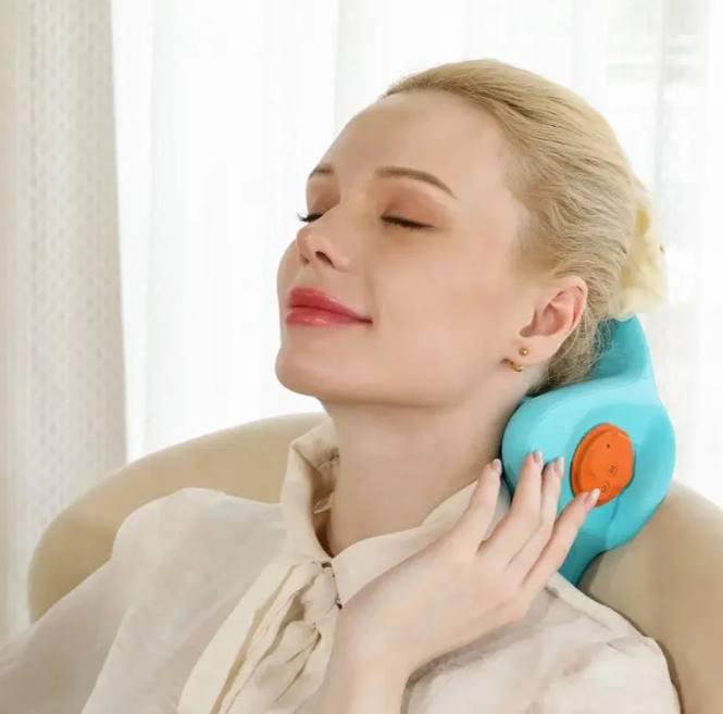 Електромасажер-міостимулятор для шиї Spin Pillow з ефектом вібрації пульсації та теплової терапії (1dce908b) - фото 3