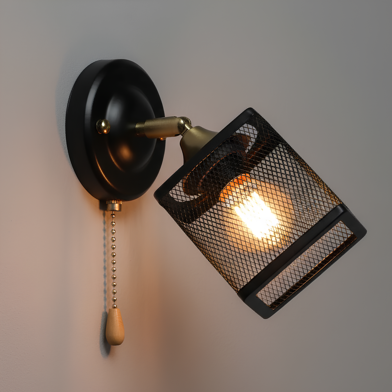 Бра Valeso с металлическим плафоном в сетку под лампу Е27 Черный/Бронзовый (N6606/1W)