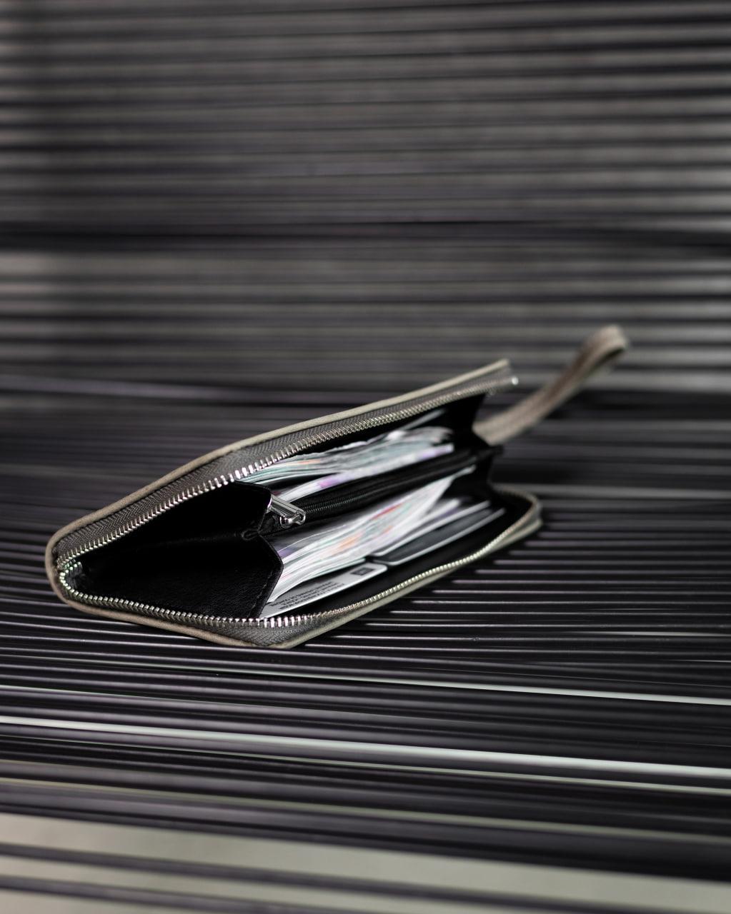 Клатч-гаманець шкіряний з натуральної шкіри Crazy Horse Сірий (2786206172) - фото 5 Клатч-гаманець шкіряний з натуральної шкіри Crazy Horse Сірий (2786206172) - фото 5