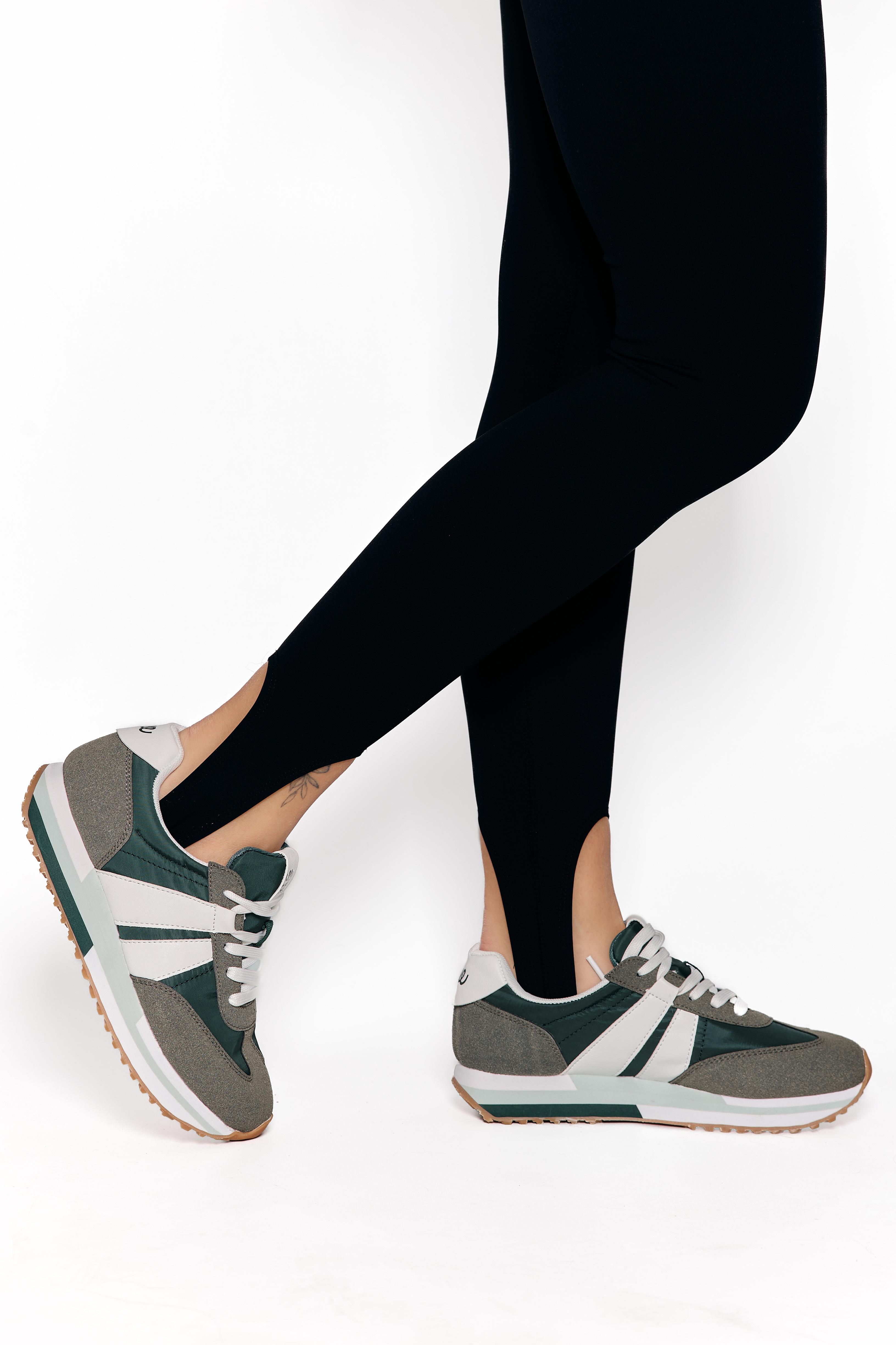 Кроссовки женские Where Uwear 347019 р. 39 Зеленый (347019_39)