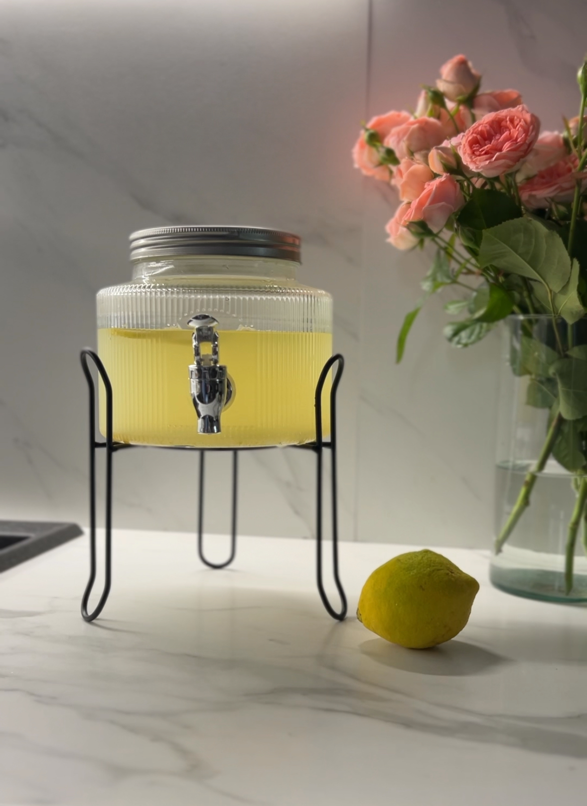 Лимонадник з краном на підставці 2,5 л (5534605) - фото 3 Лимонадник з краном на підставці 2,5 л (5534605) - фото 3